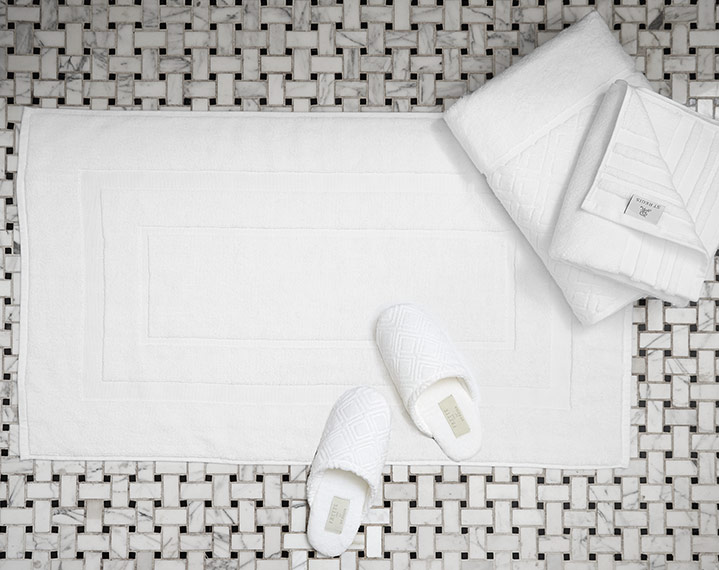 Towel Set  Buy Premium Bath Towels, Washcloths, Bath Mats, and More by  Sheraton